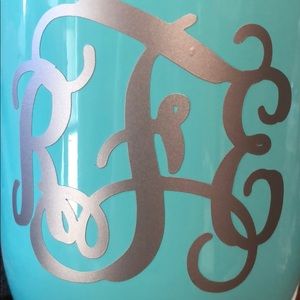 Meet your Posher, Rebekah